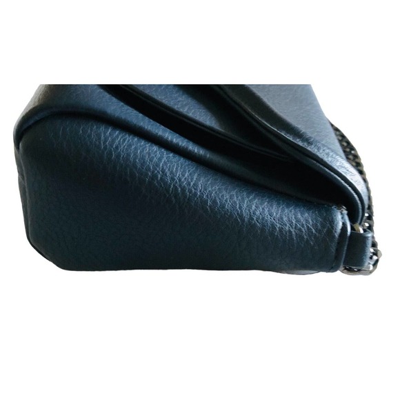 NWT Danielle Nicole Henley Crossbody Chain Handle Bag Navy Blue DN173318 - Picture 4 of 12